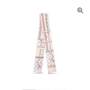Louis Vuitton Silk Scarf / Bandeau